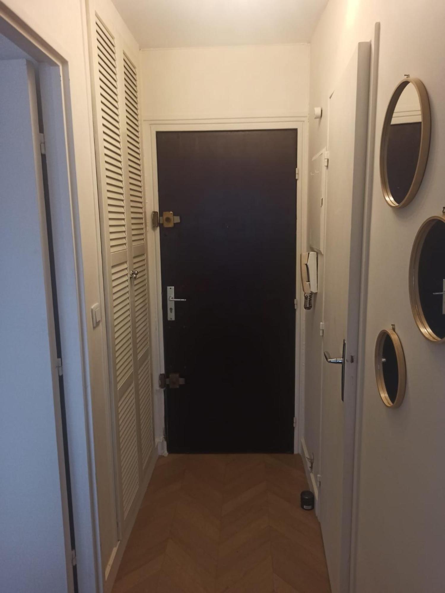 Appartement 2 Pieces Renove Parijs